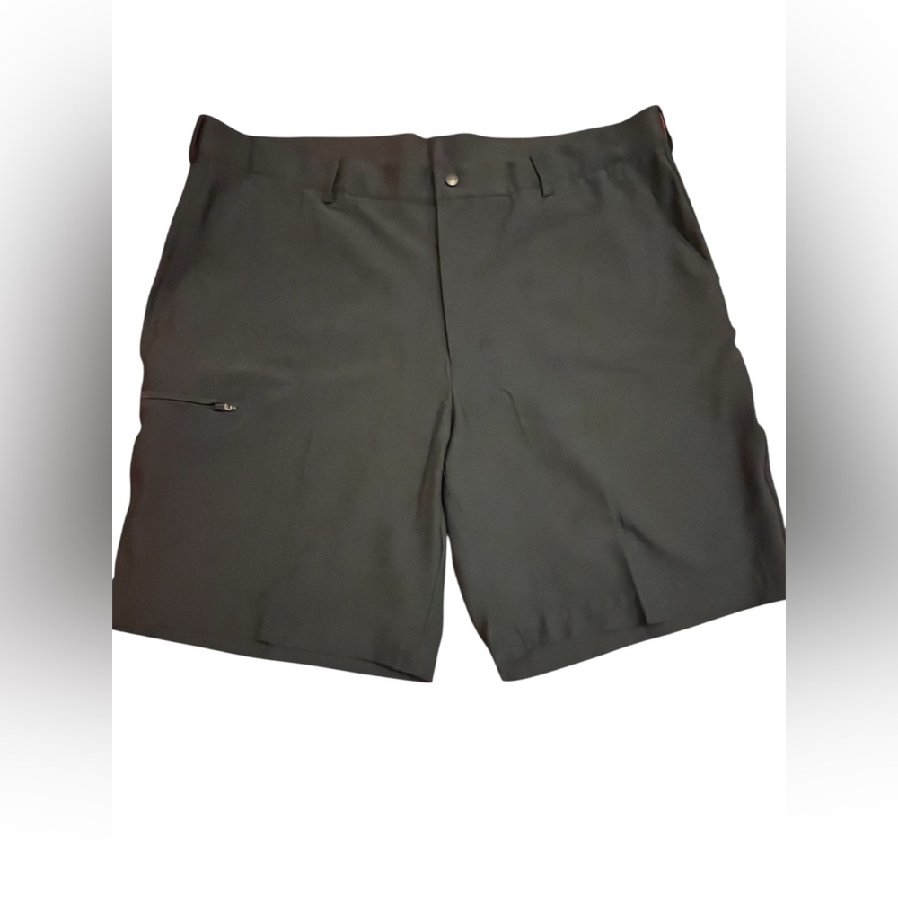 Greg Norman Collection Black Flat Front Shorts Versatile Design